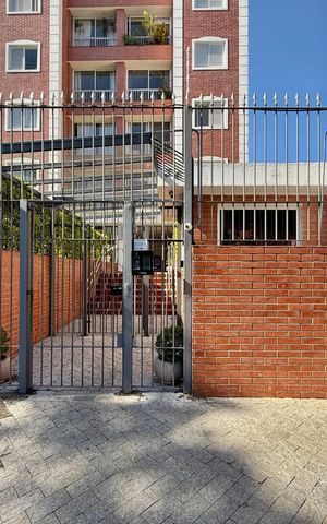 Apartamento à venda com 51m², 2 quartos e 1 vaga Apartamento à venda com 51m², 2 quartos e 1 vagaFachada