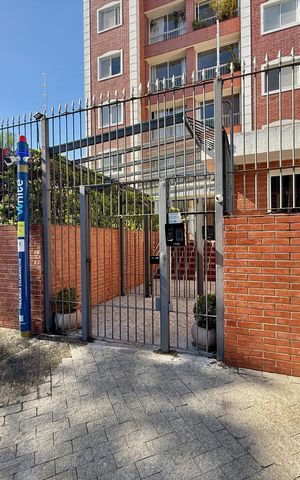 Apartamento à venda com 51m², 2 quartos e 1 vaga Apartamento à venda com 51m², 2 quartos e 1 vagaFachada