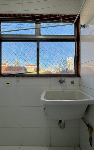 Apartamento à venda com 51m², 2 quartos e 1 vaga Apartamento à venda com 51m², 2 quartos e 1 vagaÁrea de Serviço