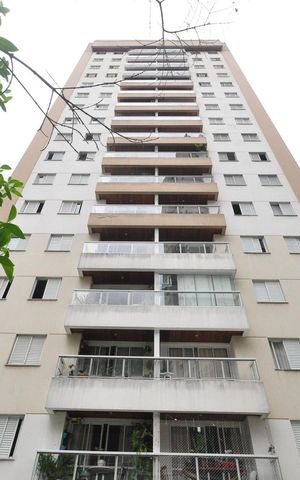 Apartamento à venda com 105m², 3 quartos e 2 vagasFachada