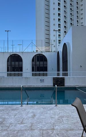 Apartamento para alugar com 95m², 3 quartos e 1 vaga Apartamento para alugar com 95m², 3 quartos e 1 vagaÁrea comum - Piscina