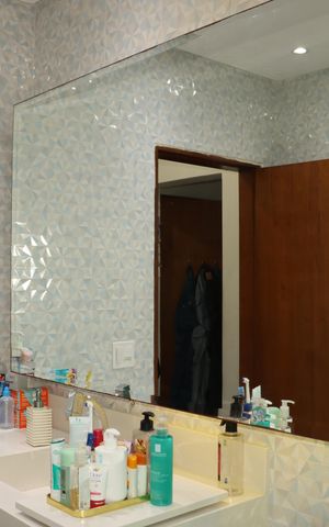 Casa à venda com 224m², 2 quartos e 2 vagasBanheiro da suíte 