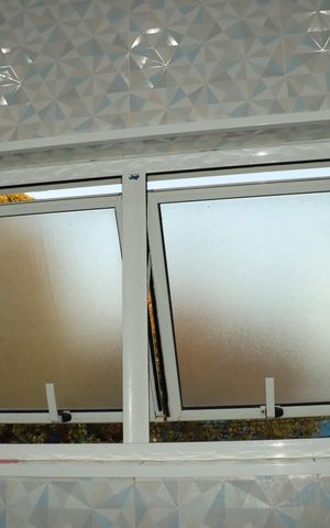 Casa à venda com 224m², 2 quartos e 2 vagasBanheiro da suíte 