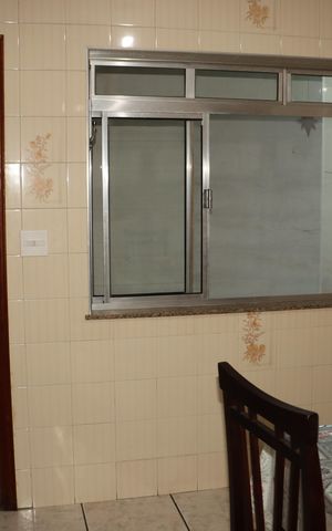 Casa à venda com 224m², 2 quartos e 2 vagasCozinha