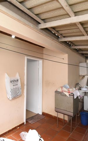 Casa para alugar com 100m², 3 quartos e 3 vagasÁrea de Serviço