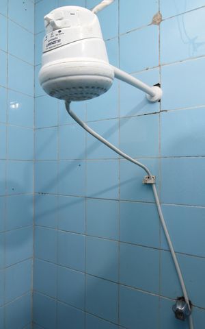 Casa para alugar com 100m², 3 quartos e 3 vagasBanheiro social