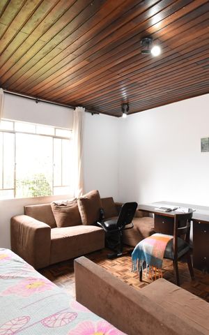 Casa para alugar com 100m², 3 quartos e 3 vagasSala