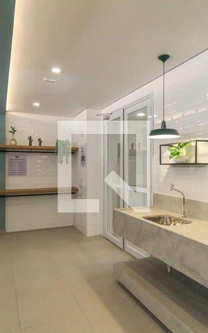 Apartamento para alugar com 38m², 2 quartos e sem vaga