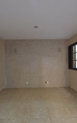 Casa à venda com 120m², 2 quartos e sem vagaSala