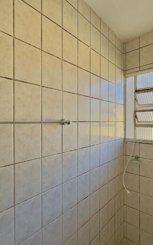Apartamento à venda com 58m², 2 quartos e 1 vaga Apartamento à venda com 58m², 2 quartos e 1 vagaBanheiro