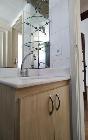 Apartamento à venda com 72m², 2 quartos e 1 vagaBanheiro Social