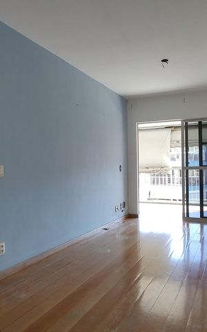 Apartamento à venda com 72m², 2 quartos e 1 vaga Apartamento à venda com 72m², 2 quartos e 1 vagaSala