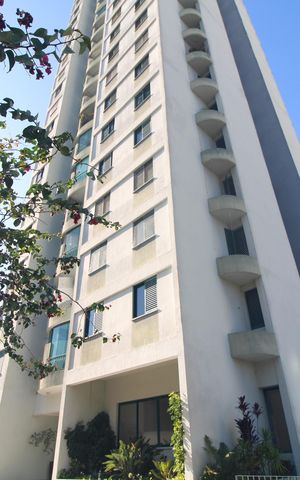 Apartamento para alugar com 57m², 2 quartos e 1 vagaFachada