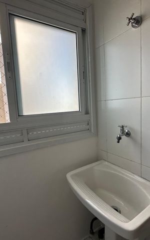 Apartamento para alugar com 72m², 2 quartos e 1 vaga Apartamento para alugar com 72m², 2 quartos e 1 vagaÁrea de Serviço