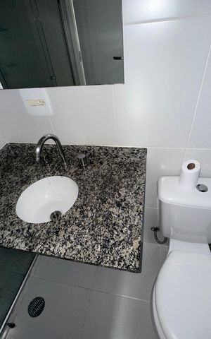 Apartamento para alugar com 72m², 2 quartos e 1 vaga Apartamento para alugar com 72m², 2 quartos e 1 vagaBanheiro da Suíte