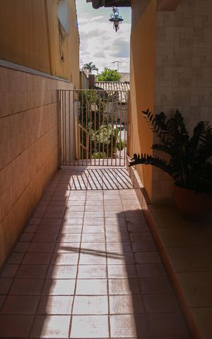 Casa à venda com 800m², 4 quartos e 5 vagas Casa à venda com 800m², 4 quartos e 5 vagasCorredor