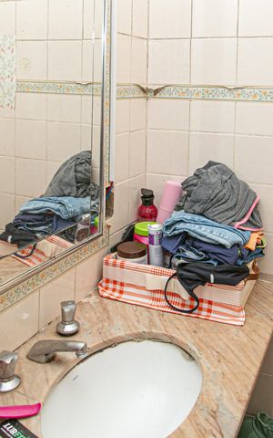 Casa à venda com 800m², 4 quartos e 5 vagas Casa à venda com 800m², 4 quartos e 5 vagasLavabo