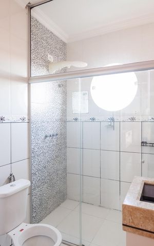 Casa de condomínio para alugar com 265m², 3 quartos e 2 vagas Casa de condomínio para alugar com 265m², 3 quartos e 2 vagasBanheiro Corredor