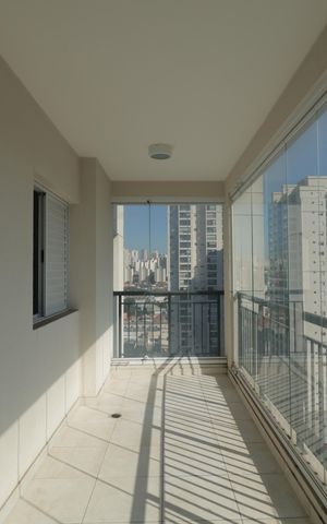 Apartamento à venda com 68m², 2 quartos e 1 vagaVaranda