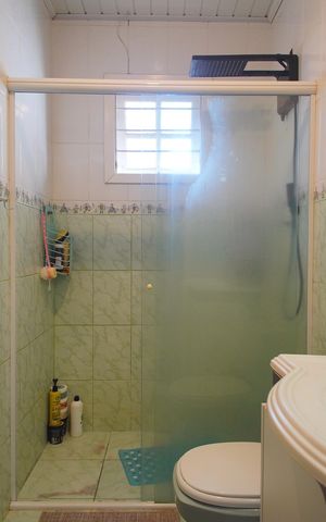 Casa à venda com 300m², 3 quartos e 1 vagaBanheiro