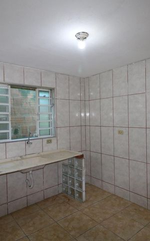 Casa para alugar com 25m², 1 quarto e sem vaga Casa para alugar com 25m², 1 quarto e sem vagaSala/Cozinha