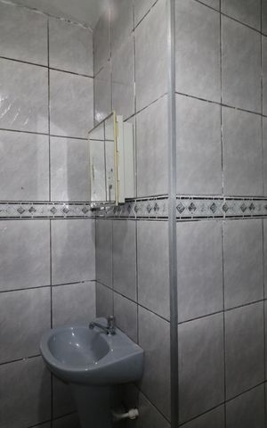 Casa para alugar com 25m², 1 quarto e sem vaga Casa para alugar com 25m², 1 quarto e sem vagaBanheiro