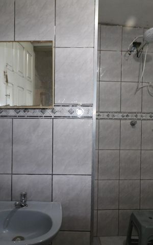 Casa para alugar com 25m², 1 quarto e sem vaga Casa para alugar com 25m², 1 quarto e sem vagaBanheiro