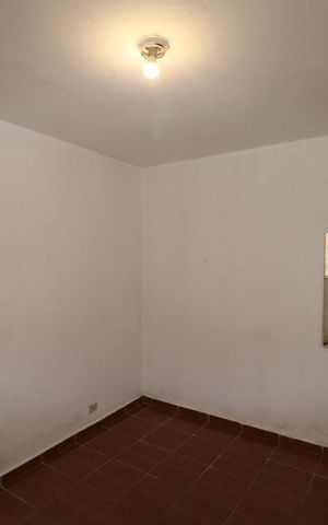 Casa para alugar com 25m², 1 quarto e sem vaga Casa para alugar com 25m², 1 quarto e sem vagaQuarto