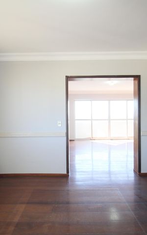 Apartamento para alugar com 234m², 3 quartos e 3 vagasSala de Jantar