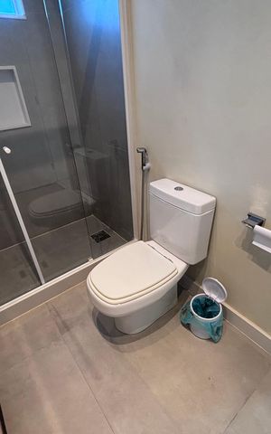 Casa de condomínio à venda com 360m², 4 quartos e 2 vagas Casa de condomínio à venda com 360m², 4 quartos e 2 vagasBanheiro da Suíte 4