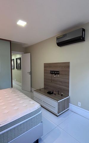 Casa de condomínio à venda com 360m², 4 quartos e 2 vagas Casa de condomínio à venda com 360m², 4 quartos e 2 vagasSuíte 3