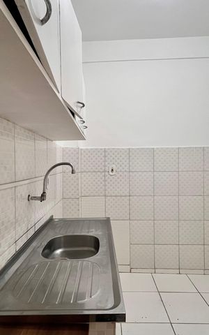Apartamento à venda com 65m², 2 quartos e sem vaga Apartamento à venda com 65m², 2 quartos e sem vagaCozinha
