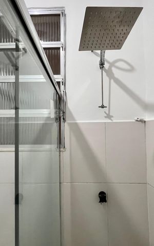 Apartamento à venda com 65m², 2 quartos e sem vaga Apartamento à venda com 65m², 2 quartos e sem vagaBanheiro