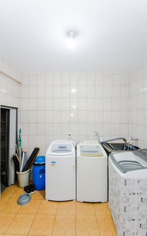 Casa à venda com 120m², 2 quartos e 4 vagasÁrea de Serviço
