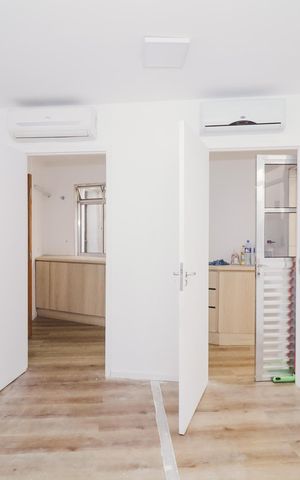 Casa para alugar com 154m², 4 quartos e 4 vagas Casa para alugar com 154m², 4 quartos e 4 vagasCozinha