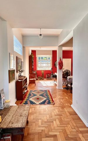 Apartamento à venda com 120m², 3 quartos e 2 vagas Apartamento à venda com 120m², 3 quartos e 2 vagasSala