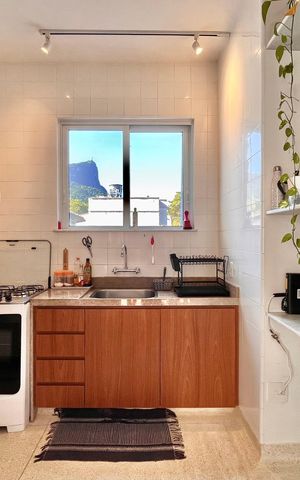 Apartamento à venda com 120m², 3 quartos e 2 vagas Apartamento à venda com 120m², 3 quartos e 2 vagasCozinha