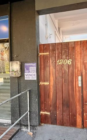 Apartamento à venda com 120m², 3 quartos e 2 vagas Apartamento à venda com 120m², 3 quartos e 2 vagasPlaca