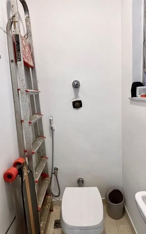 Apartamento à venda com 120m², 3 quartos e 2 vagas Apartamento à venda com 120m², 3 quartos e 2 vagasBanheiro de serviço