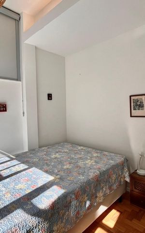 Apartamento à venda com 120m², 3 quartos e 2 vagas Apartamento à venda com 120m², 3 quartos e 2 vagasQuarto 1