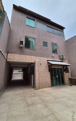 Casa de condomínio à venda com 300m², 5 quartos e 4 vagas
