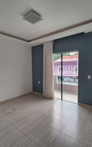Casa de condomínio à venda com 300m², 5 quartos e 4 vagas