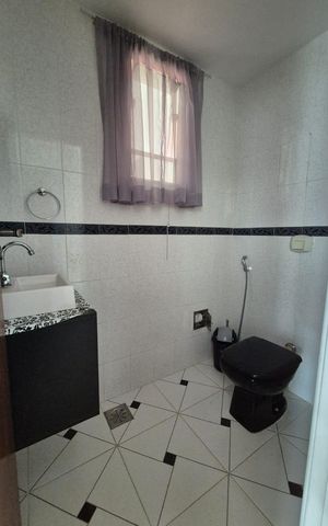 Casa de condomínio à venda com 300m², 5 quartos e 4 vagas