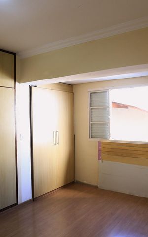 Casa à venda com 406m², 5 quartos e 5 vagas Casa à venda com 406m², 5 quartos e 5 vagasSuíte