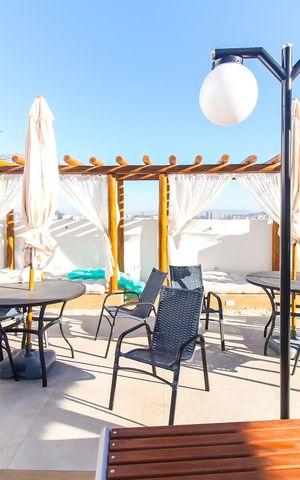Apartamento à venda com 83m², 3 quartos e 2 vagas Apartamento à venda com 83m², 3 quartos e 2 vagasÁrea comum - Piscina