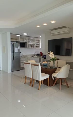 Apartamento à venda com 111m², 3 quartos e 1 vaga Apartamento à venda com 111m², 3 quartos e 1 vagaSala