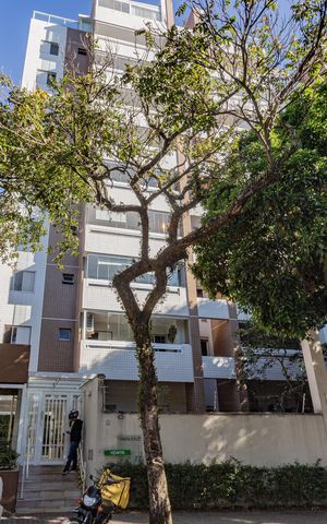 Apartamento à venda com 97m², 3 quartos e 2 vagas Apartamento à venda com 97m², 3 quartos e 2 vagasFachada do Prédio