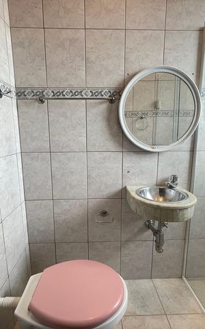 Casa à venda com 95m², 2 quartos e 1 vaga Casa à venda com 95m², 2 quartos e 1 vagaBanheiro 2