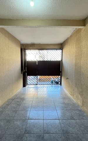 Casa à venda com 95m², 2 quartos e 1 vaga Casa à venda com 95m², 2 quartos e 1 vagaGaragem