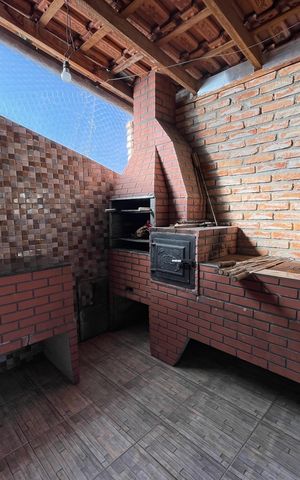 Casa à venda com 95m², 2 quartos e 1 vaga Casa à venda com 95m², 2 quartos e 1 vagaChurrasqueira